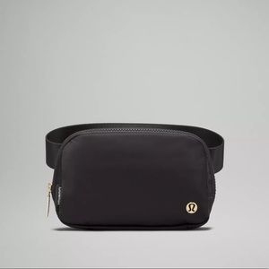Lululemon Everywhere Belt Bag 1L